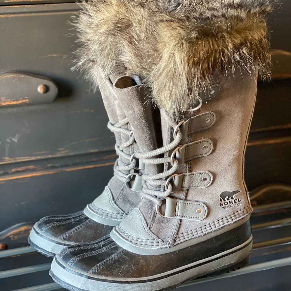 NWOT Joan of Arctic Boot Quarry, Blck